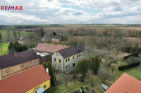 2704457.jpg