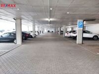Pronájem garážového stání, 12 m2, Bučovice