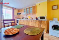 REMAX Delux