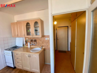 REMAX Delux