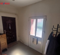REMAX Delux