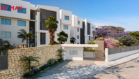 REMAX Delux