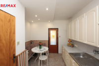 REMAX Delux