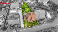 REMAX Delux