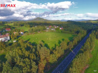 REMAX Delux