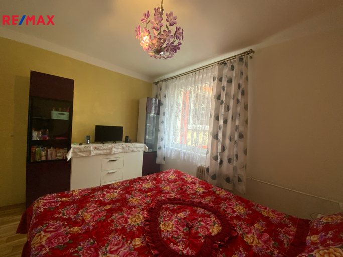 2737635.jpg 2737635.jpg