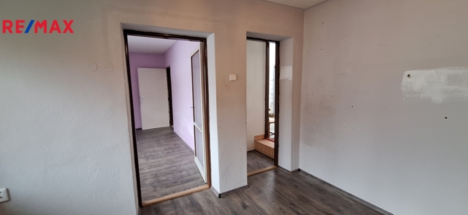 3035440.jpg 3035440.jpg