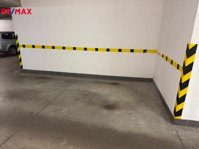 Pronájem garážového stání, 12 m2, Brno - obrázek 7