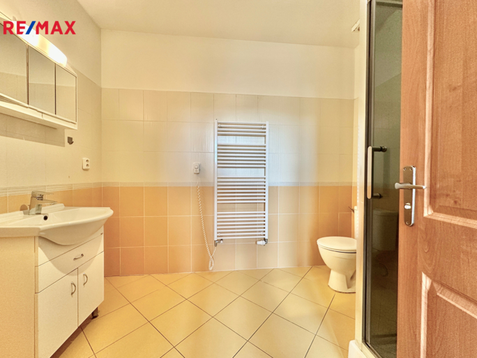 2807152.jpg 2807152.jpg