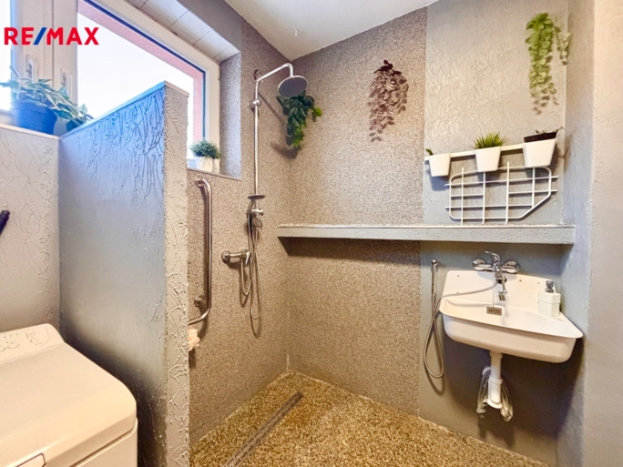 3142330.jpg 3142330.jpg