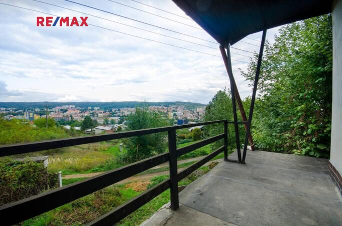 Chata 34 m2, pozemek 300 m2 - obrázek 5