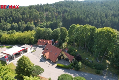 2957812.jpg 2957812.jpg