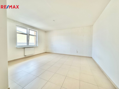 2807165.jpg 2807165.jpg