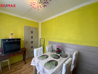 2737626.jpg 2737626.jpg