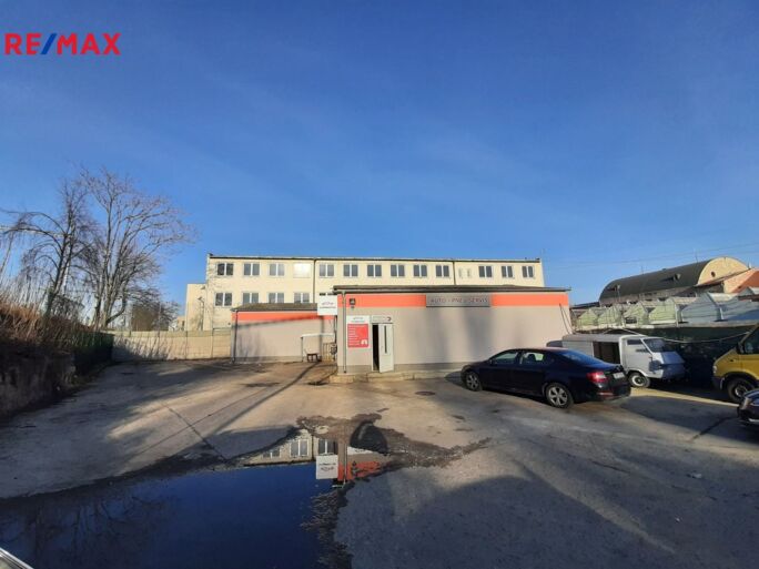 Prodej komerčního prostoru, 2369 m2, Brno - obrázek 12