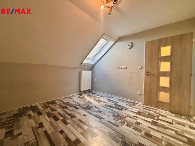 REMAX Delux REMAX Delux