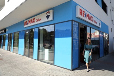 Frekventovaná realitní kancelář RE/MAX Delux