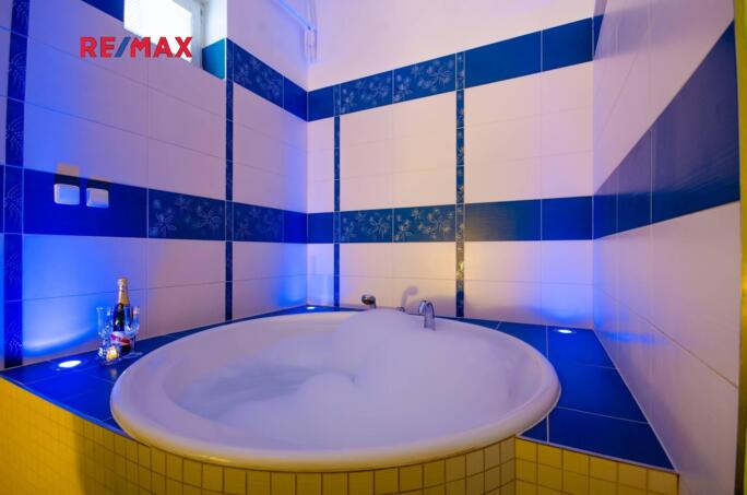 Prodej penzionu, 444m2 - obrázek 5