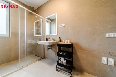 2982710.jpg 2982710.jpg