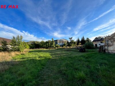 Prodej pozemku pro bydlení, 2775 m2, Bezvěrov