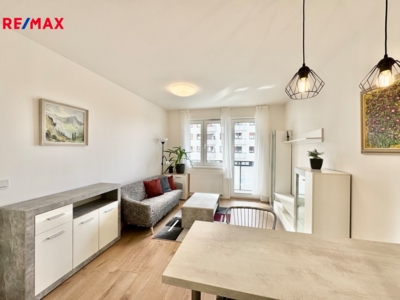 Pronájem bytu 2+kk, 44 m2, Praha