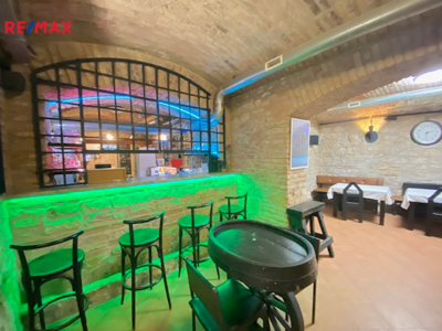 REMAX Delux