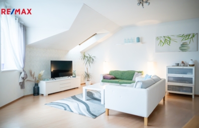 Prodej bytu 2+kk, 68 m2, Hradec Králové