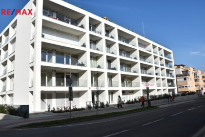 Pronájem bytu 1+kk, 33 m2, Znojmo