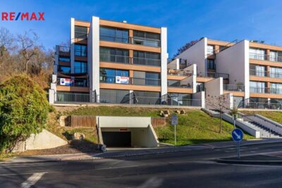 Prodej bytu 2+kk, 92,2 m2, Praha