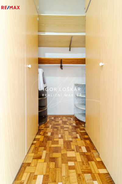 3064956.jpg 3064956.jpg