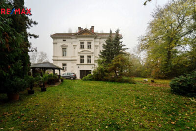 Prodej vily, 855 m2, Nymburk