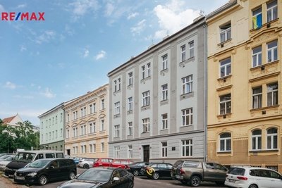 Prodej bytu 2+kk, 50 m2, Praha