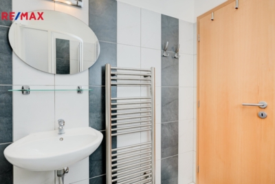 2978710.jpg 2978710.jpg