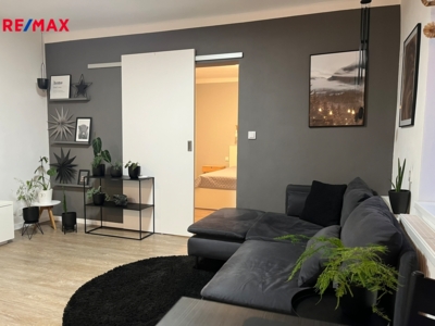 Pronájem bytu 2+kk, 42 m2, Kladno