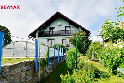 Červené Janovice