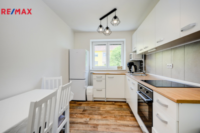 Pronájem bytu 2+1, 57 m2, Adamov