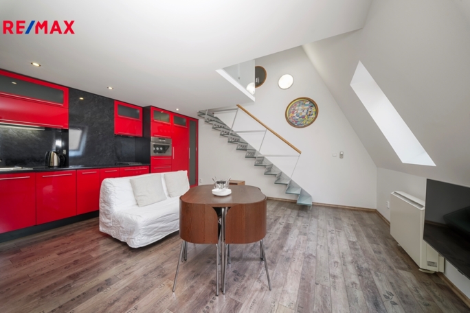 Pronájem bytu 2+kk, 51 m2, Brno