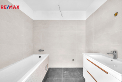 2958699.jpg 2958699.jpg