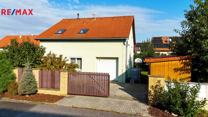 3035061.jpg 3035061.jpg