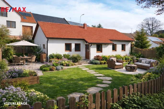 Prodej rodinného domu, 124 m2, Hluboké - obrázek 1