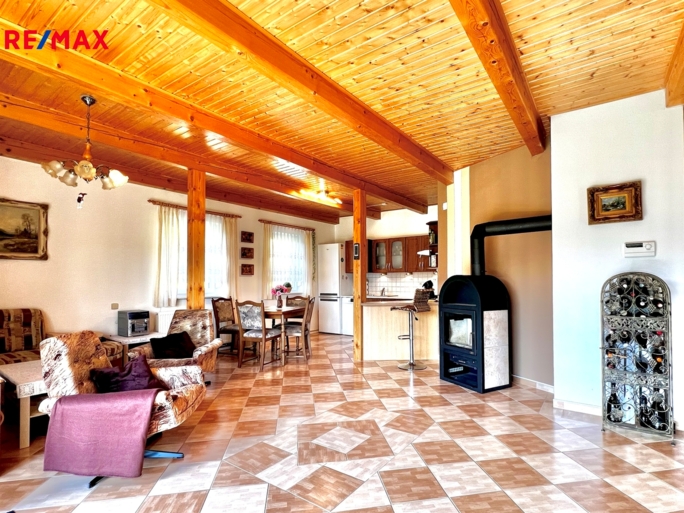 2964482.jpg 2964482.jpg