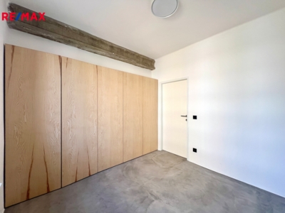 2984889.jpeg 2984889.jpeg