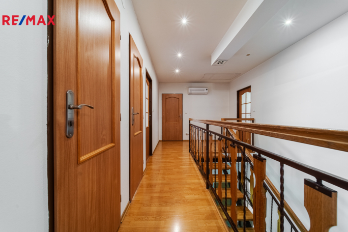 Prodej rodinného domu, 354 m2, Ráječko - obrázek 10