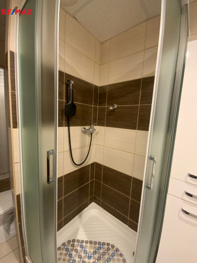 2737640.jpg 2737640.jpg