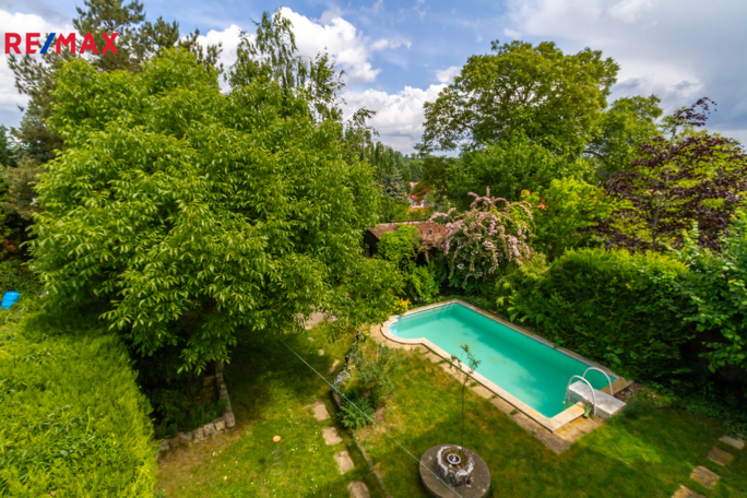 2817502.jpg 2817502.jpg