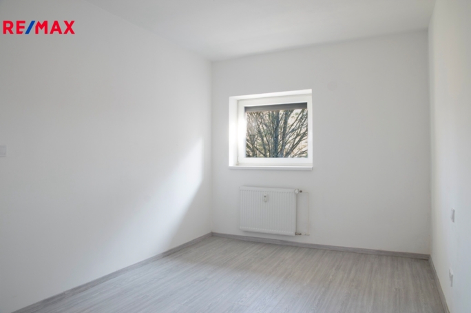 Prodej bytu 2+1, 45,3 m2, Herálec