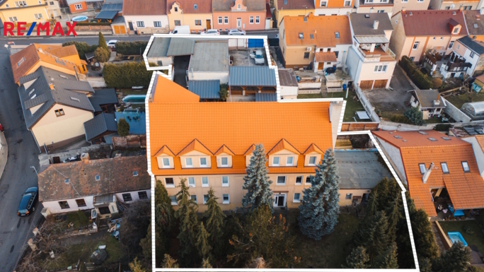 Pronájem prostoru kanceláří, 600 m2, Bílina Pronájem prostoru kanceláří, 600 m2, Bílina