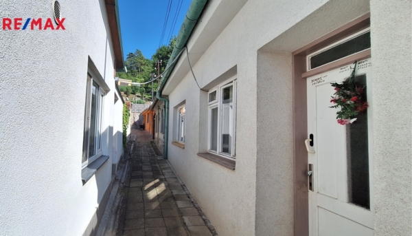 Prodej rodinného domu, 81 m2, Rousínov