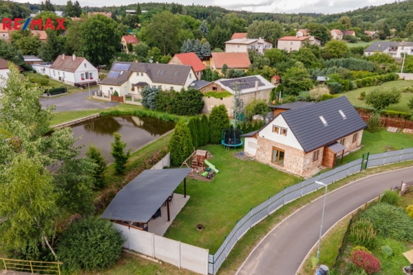 Prodej rodinného domu, 158 m2, Měcholupy
