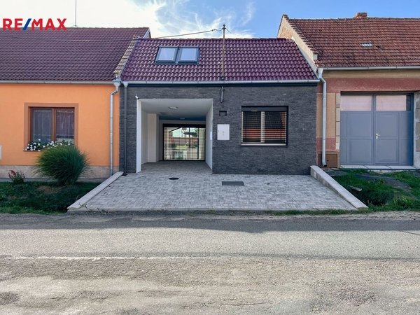 Prodej rodinného domu, 107 m2, Loděnice